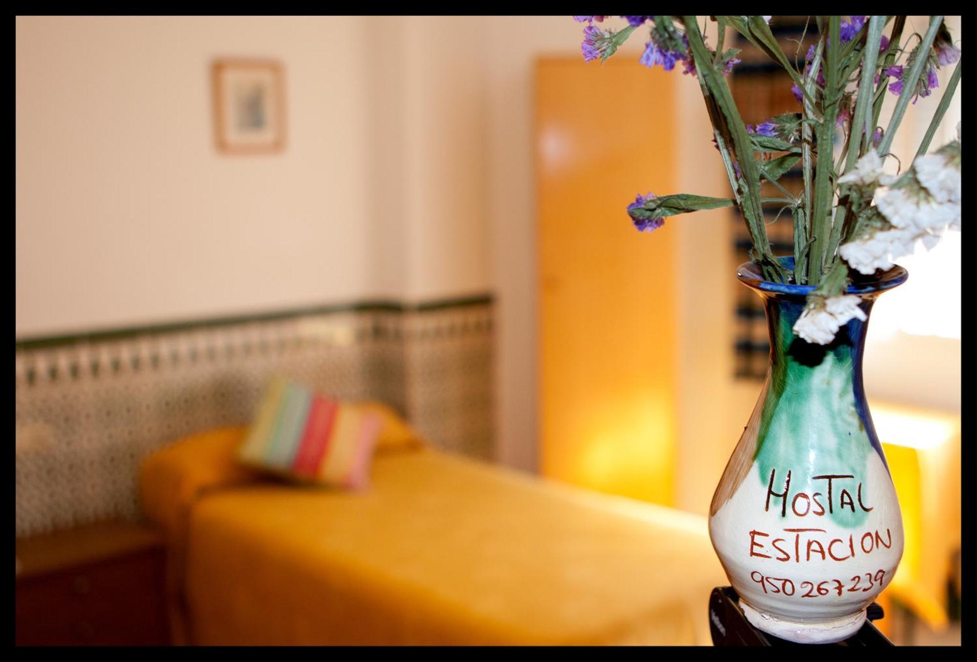 Hostal Estacion Almería Exteriör bild