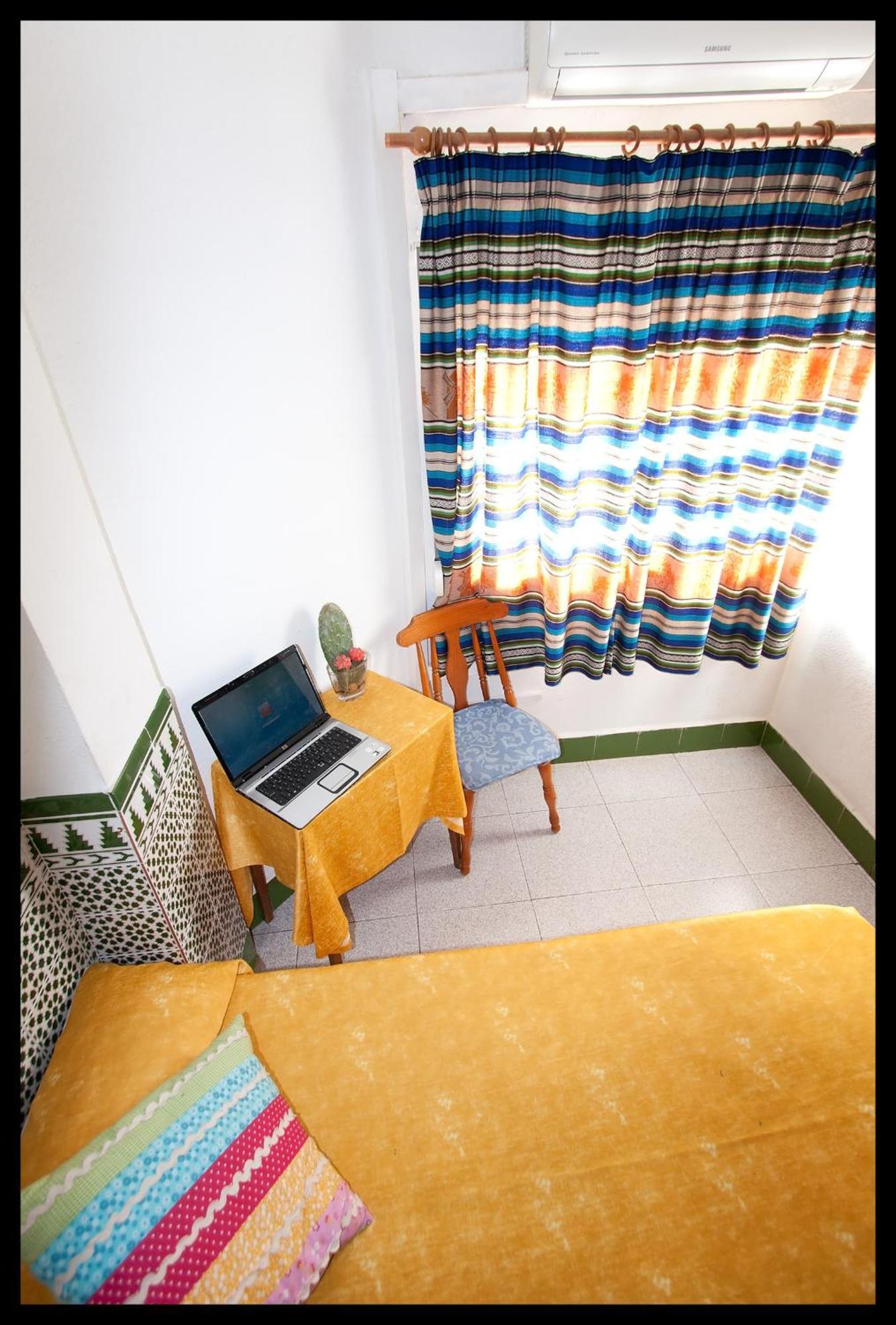 Hostal Estacion Almería Exteriör bild