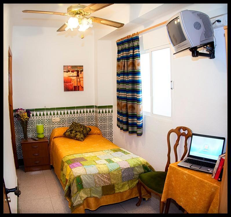 Hostal Estacion Almería Exteriör bild